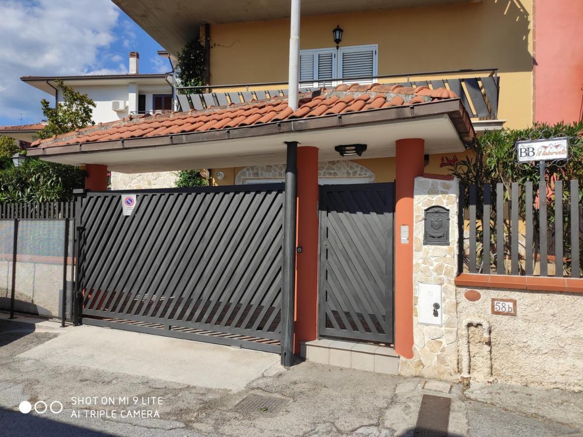 Il Labirinto Bed and Breakfast Σουλμόνα Εξωτερικό φωτογραφία