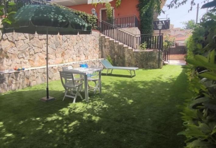 Il Labirinto Bed and Breakfast Σουλμόνα Εξωτερικό φωτογραφία